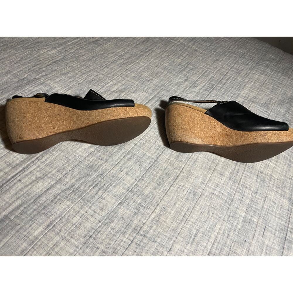 Clarks Elements Women's Leather Black Buckle Wedge Cork Heel Sandal Size 7M - Picture 6 of 13